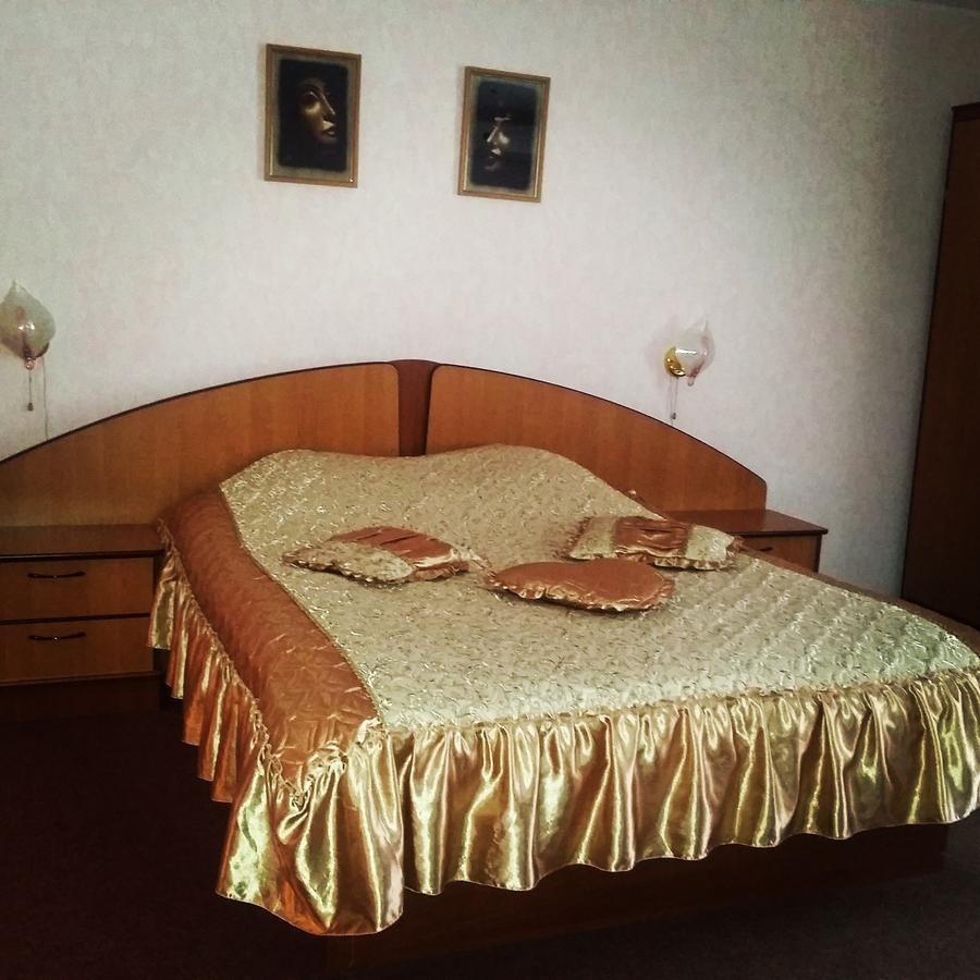 Oleksandriia Hotel Druzhba מראה חיצוני תמונה
